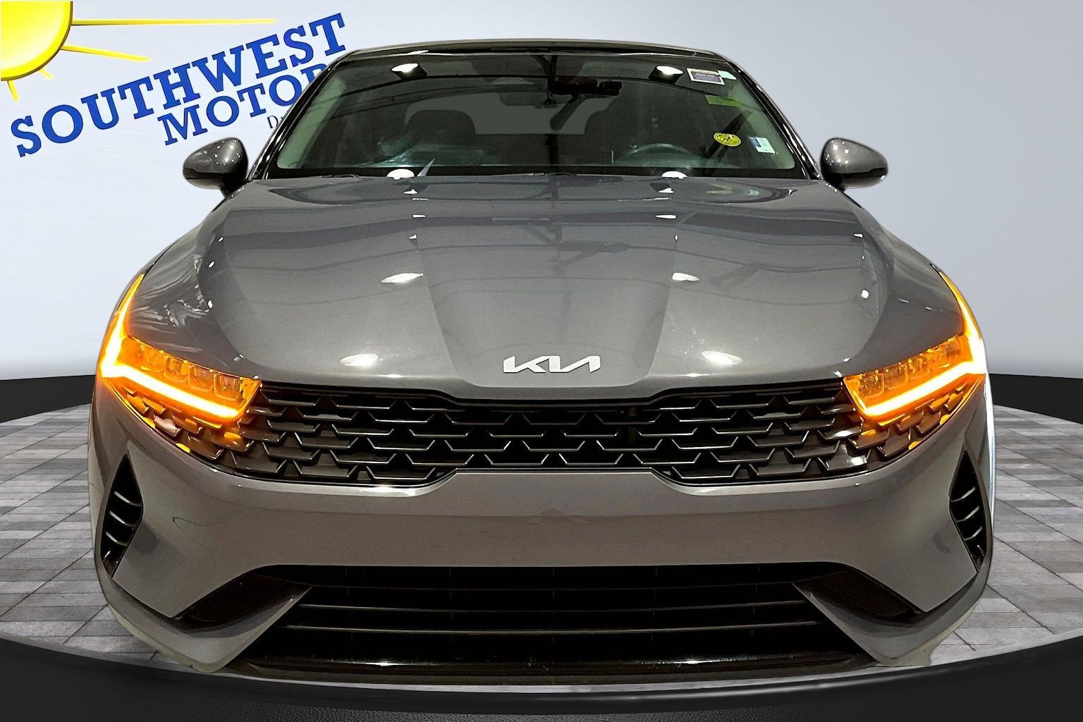 Used 2023 Kia K5 EX FWD image 2