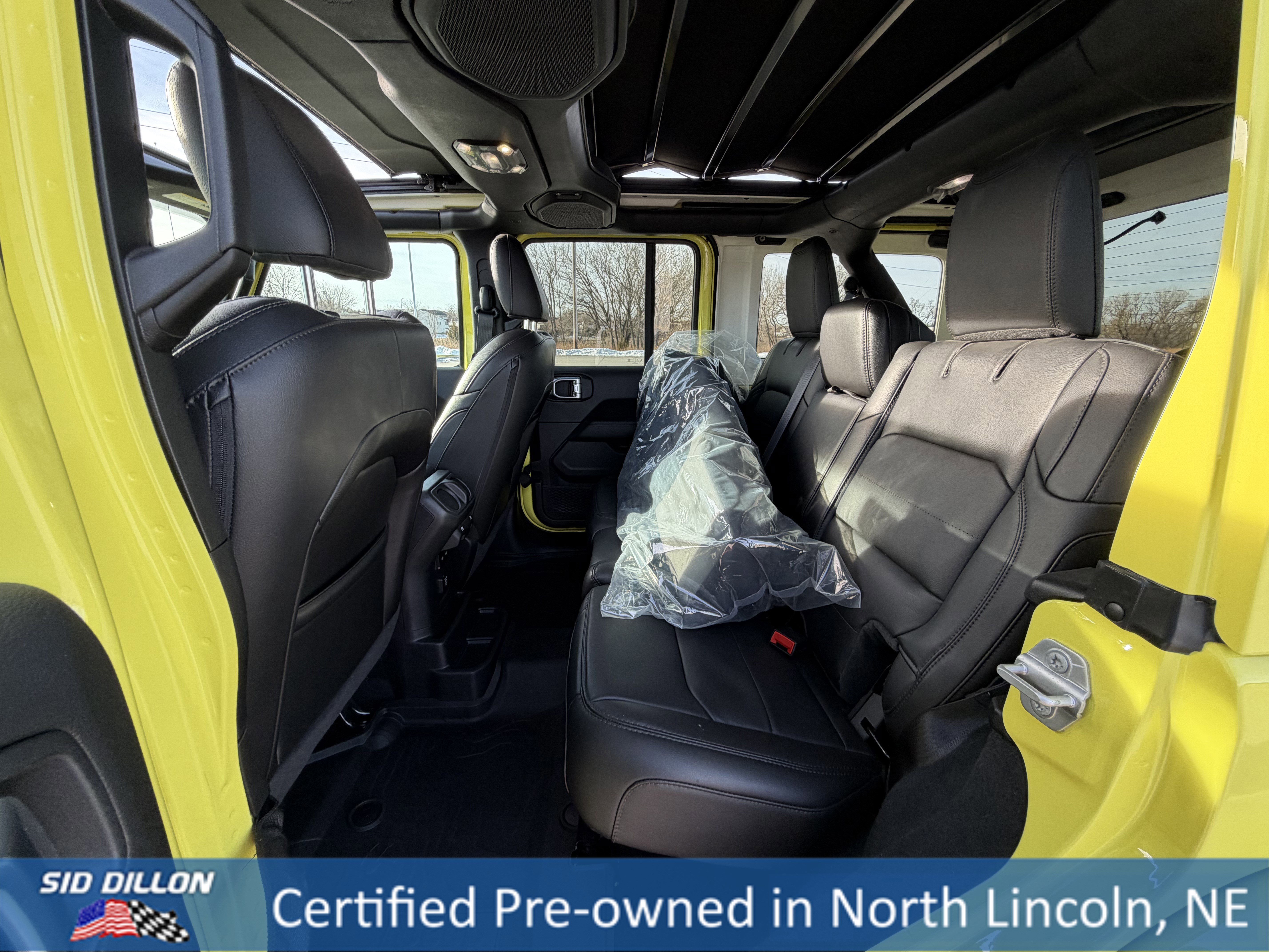 Used 2023 Jeep Wrangler Unlimited Sahara image 21