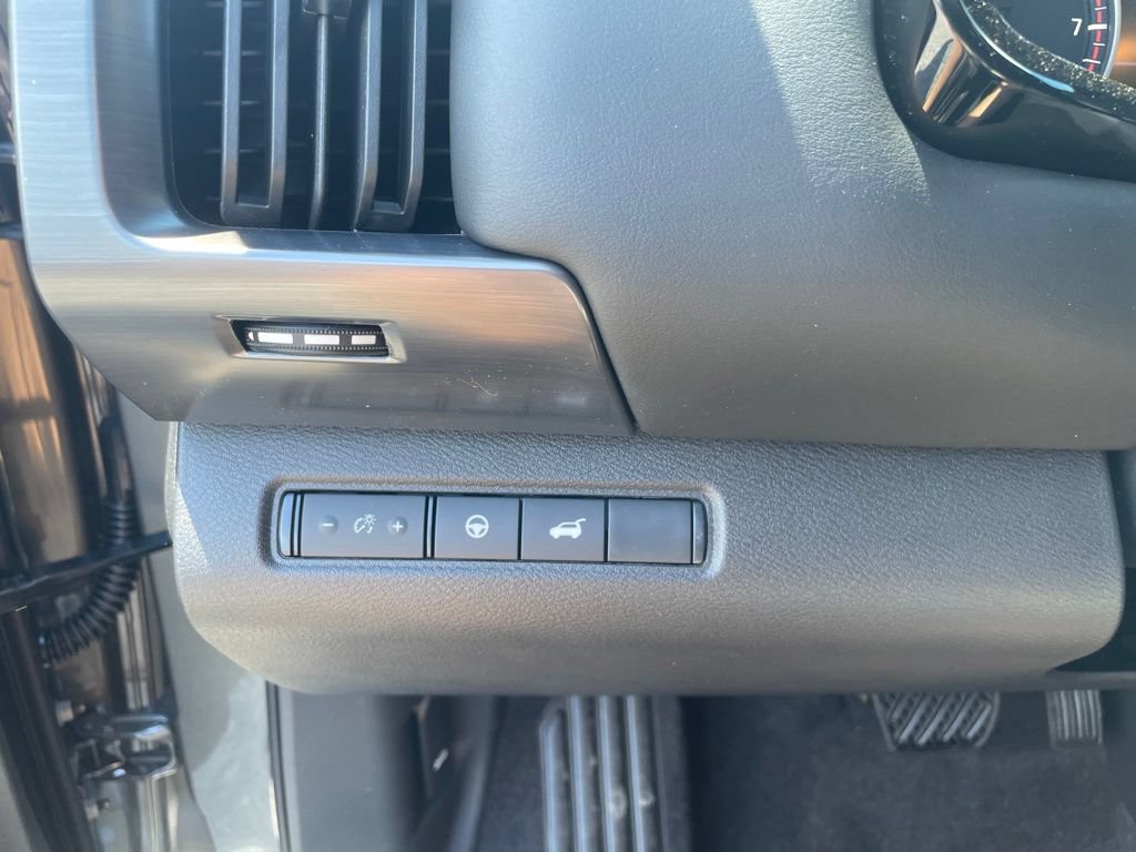 New 2026 Nissan Pathfinder Rock Creek AWD/4WD image 13
