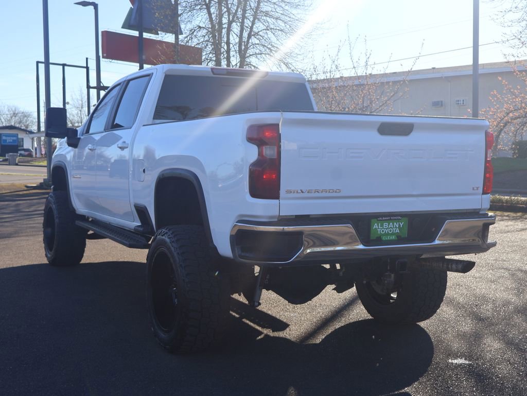 Used 2023 Chevrolet Silverado 3500 LT w/ Convenience Package AWD/4WD image 4