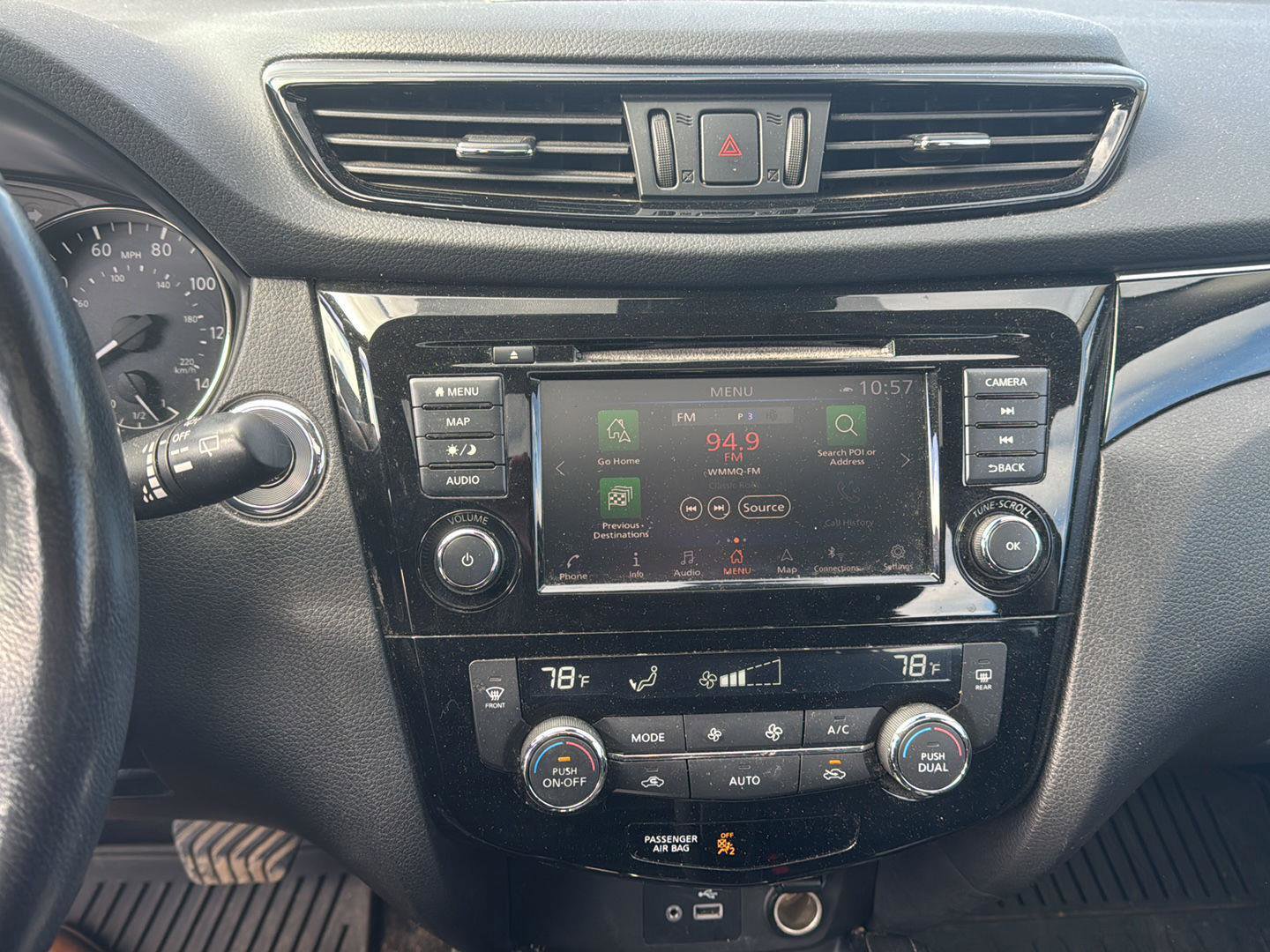 Used 2019 Nissan Rogue Sport SL w/ Premium Package image 15