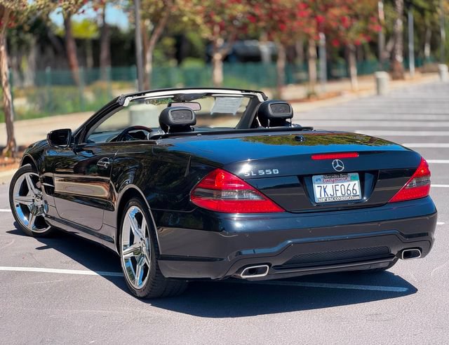 Used 2012 Mercedes-Benz SL 550 image 33