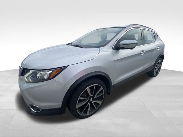 Used 2017 Nissan Rogue Sport SL AWD/4WD image 2