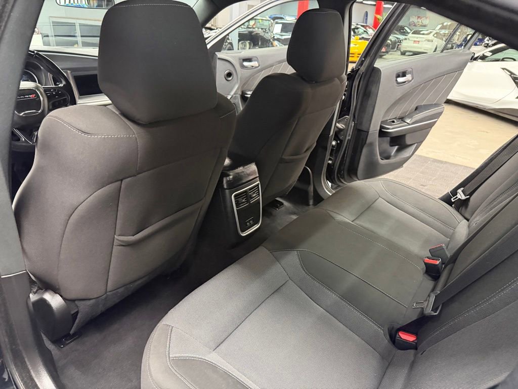 Used 2022 Dodge Charger SXT RWD image 40