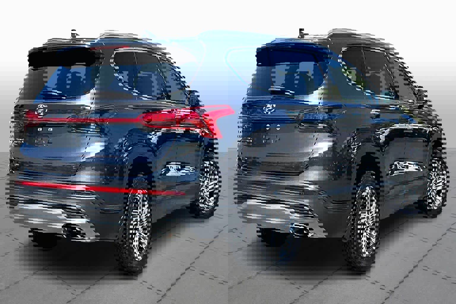 Used 2023 Hyundai Santa Fe SEL image 13