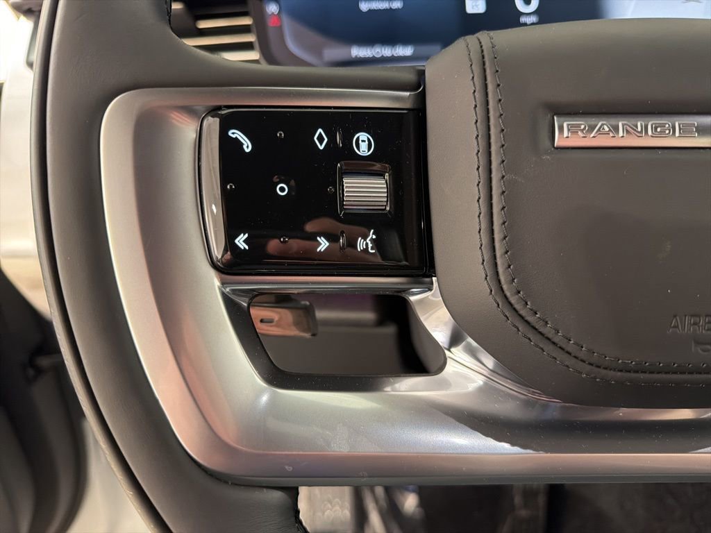 New 2026 Land Rover Range Rover SE image 12
