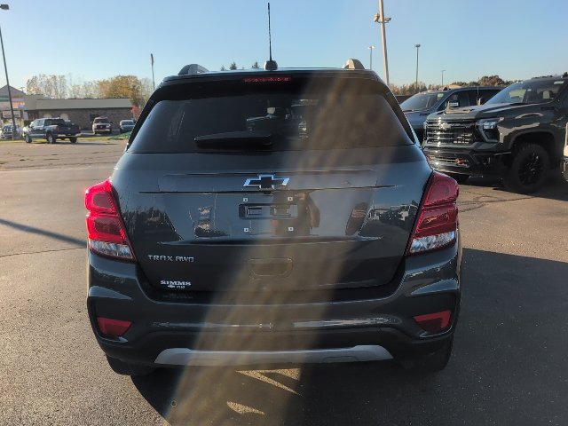 Used 2021 Chevrolet Trax LT w/ LT Convenience Package AWD/4WD image 6
