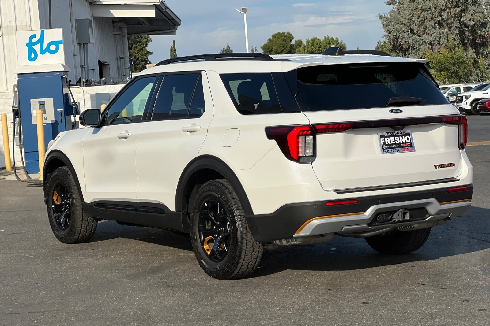 Used 2026 Ford Explorer Tremor w/ Tremor Ultimate Package AWD/4WD image 7
