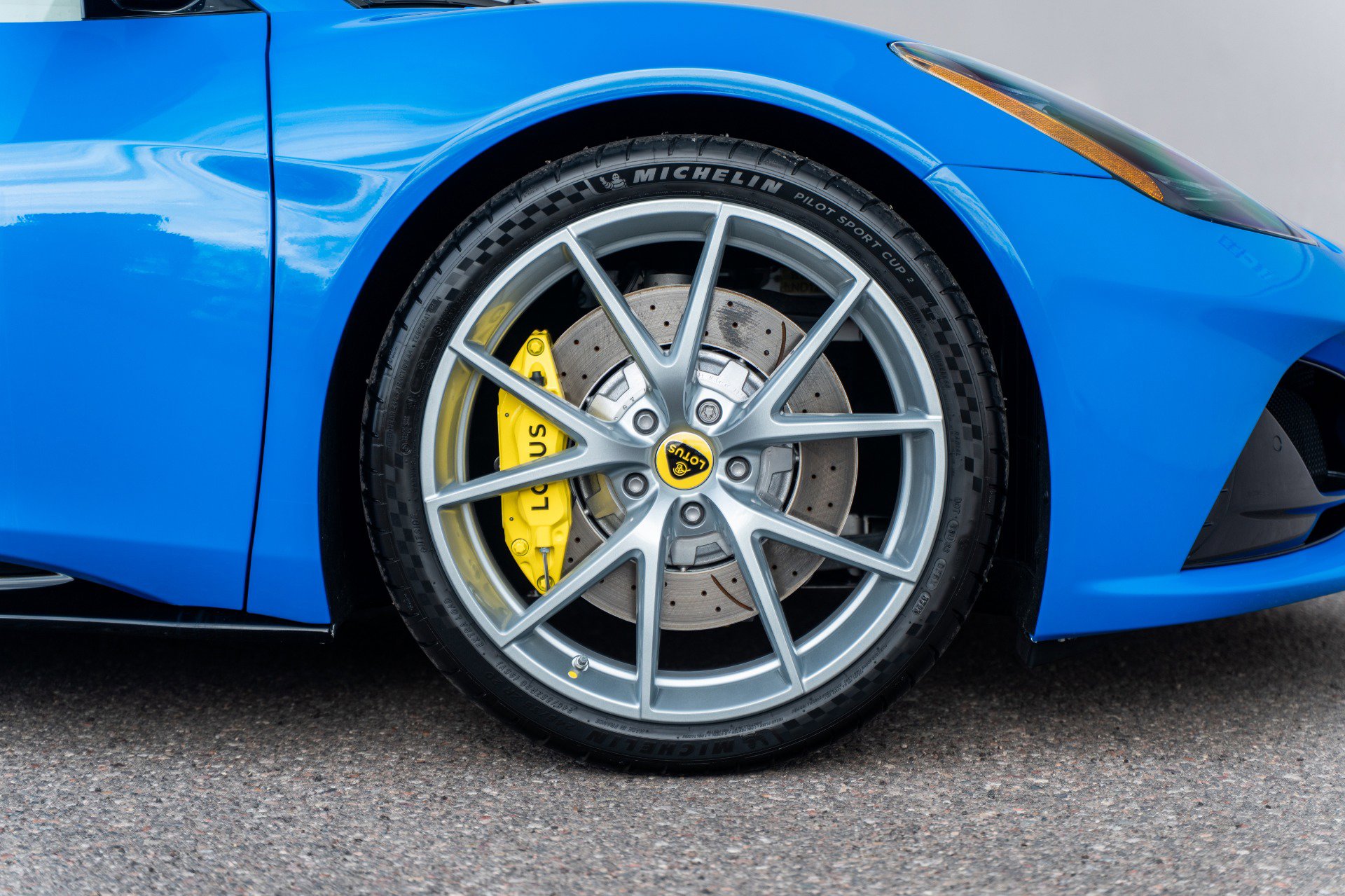 New 2026 Lotus Emira SE image 22