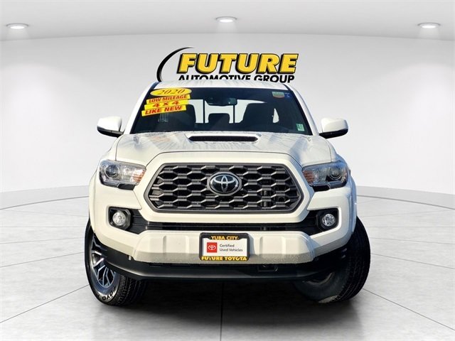 Used 2020 Toyota Tacoma TRD Sport video 2