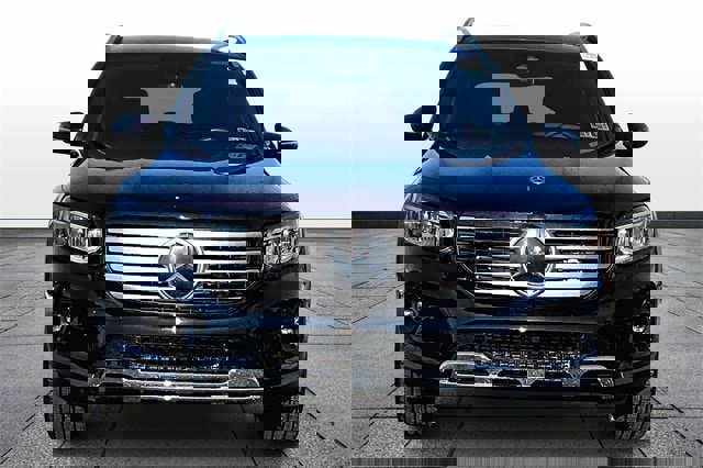 Certified 2025 Mercedes-Benz GLB 250 4MATIC image 2