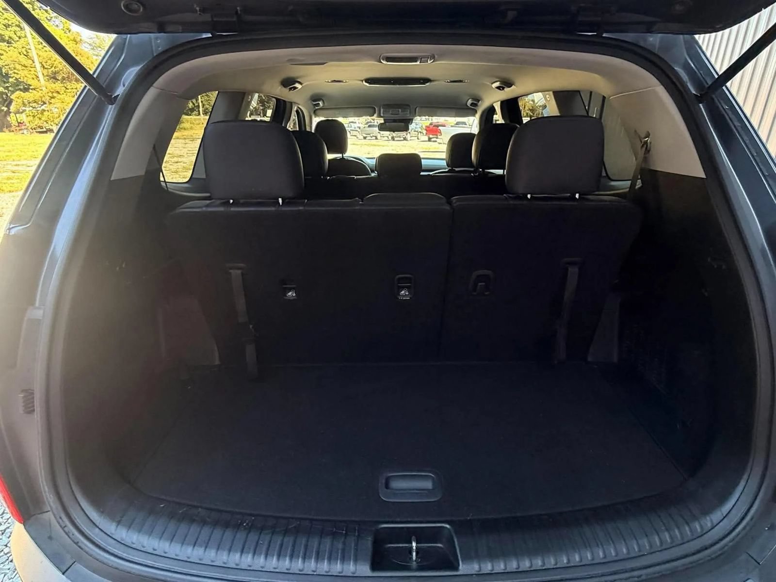 Used 2020 Kia Telluride LX AWD/4WD image 17
