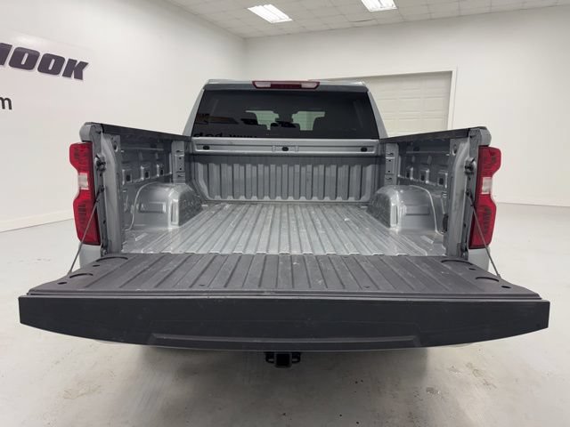 Used 2025 Chevrolet Silverado 1500 LT AWD/4WD image 30