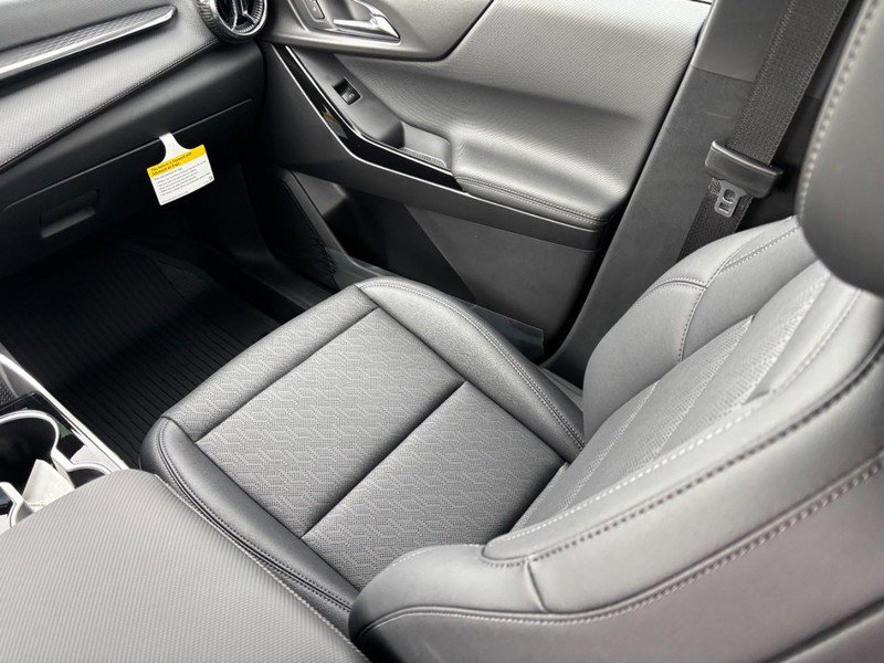 New 2026 Chevrolet Equinox LT image 9