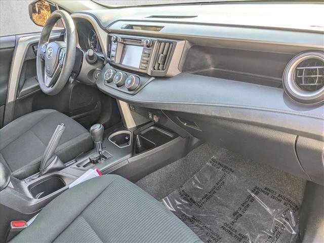 Used 2017 Toyota RAV4 LE image 21