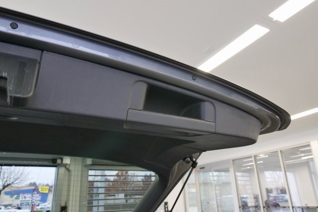 Used 2022 Volkswagen Tiguan SE image 14