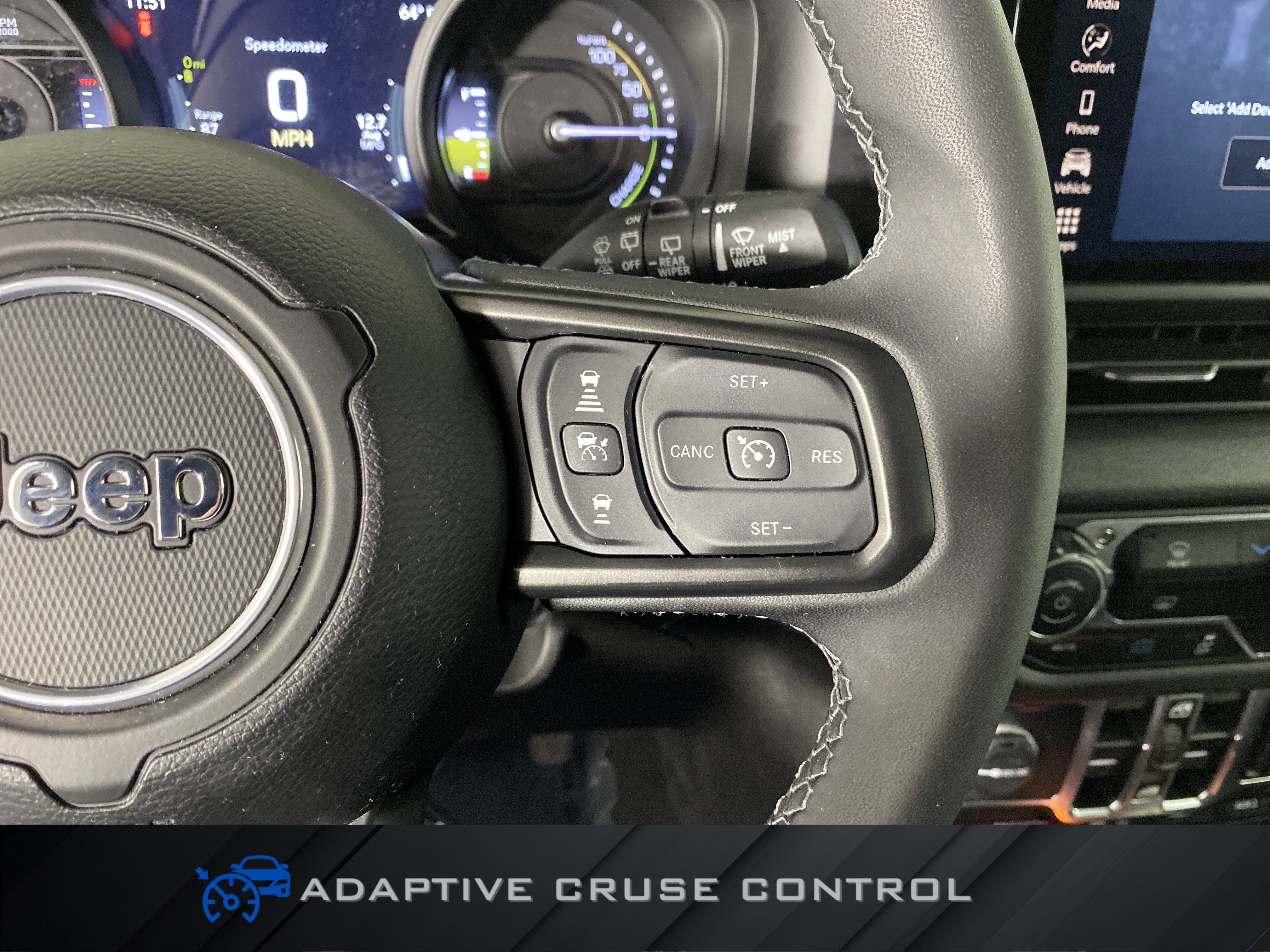 Used 2025 Jeep Wrangler Willys AWD/4WD image 23