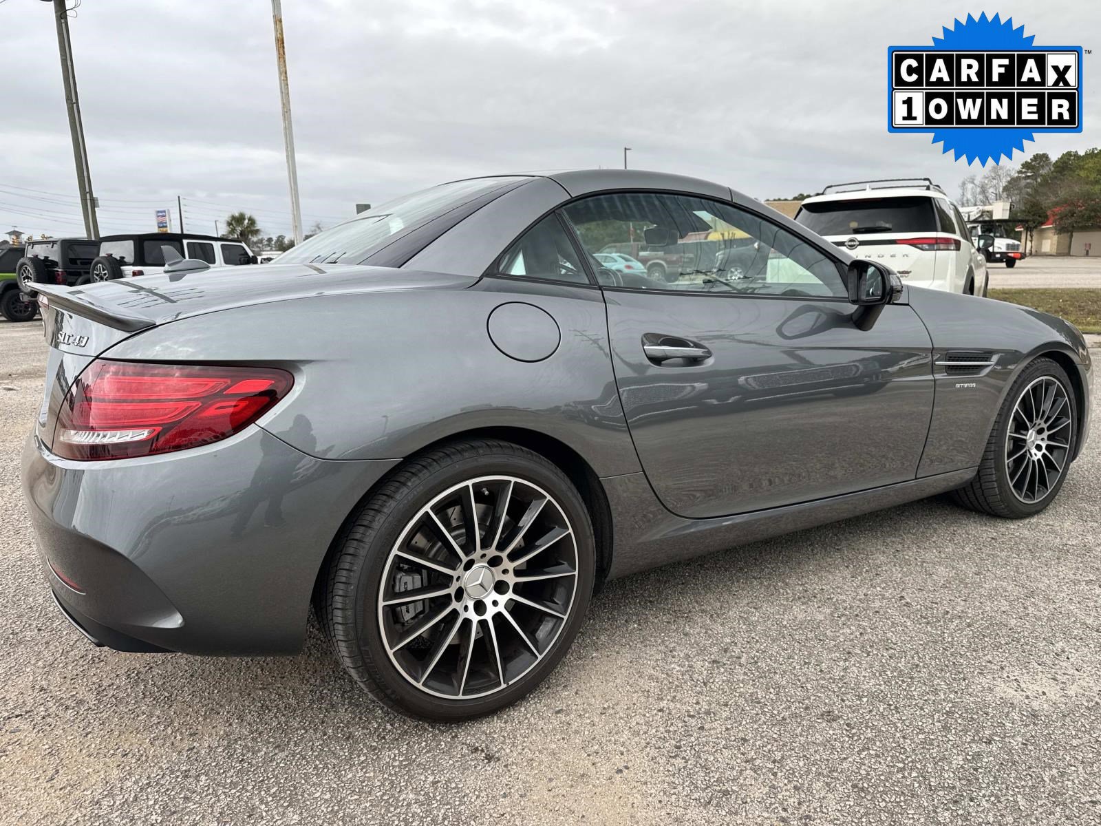Used 2017 Mercedes-Benz SLC 43 AMG image 5