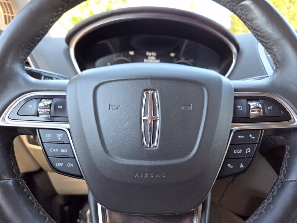 Used 2019 Lincoln Nautilus Reserve w/ Cargo Utility Package AWD/4WD image 36