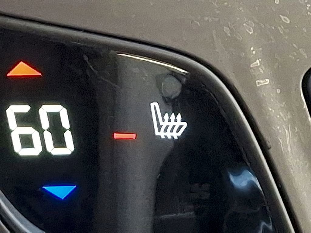 Used 2020 Buick Envision Essence image 24