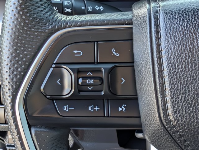 Used 2025 Toyota Tacoma TRD Sport AWD/4WD image 21