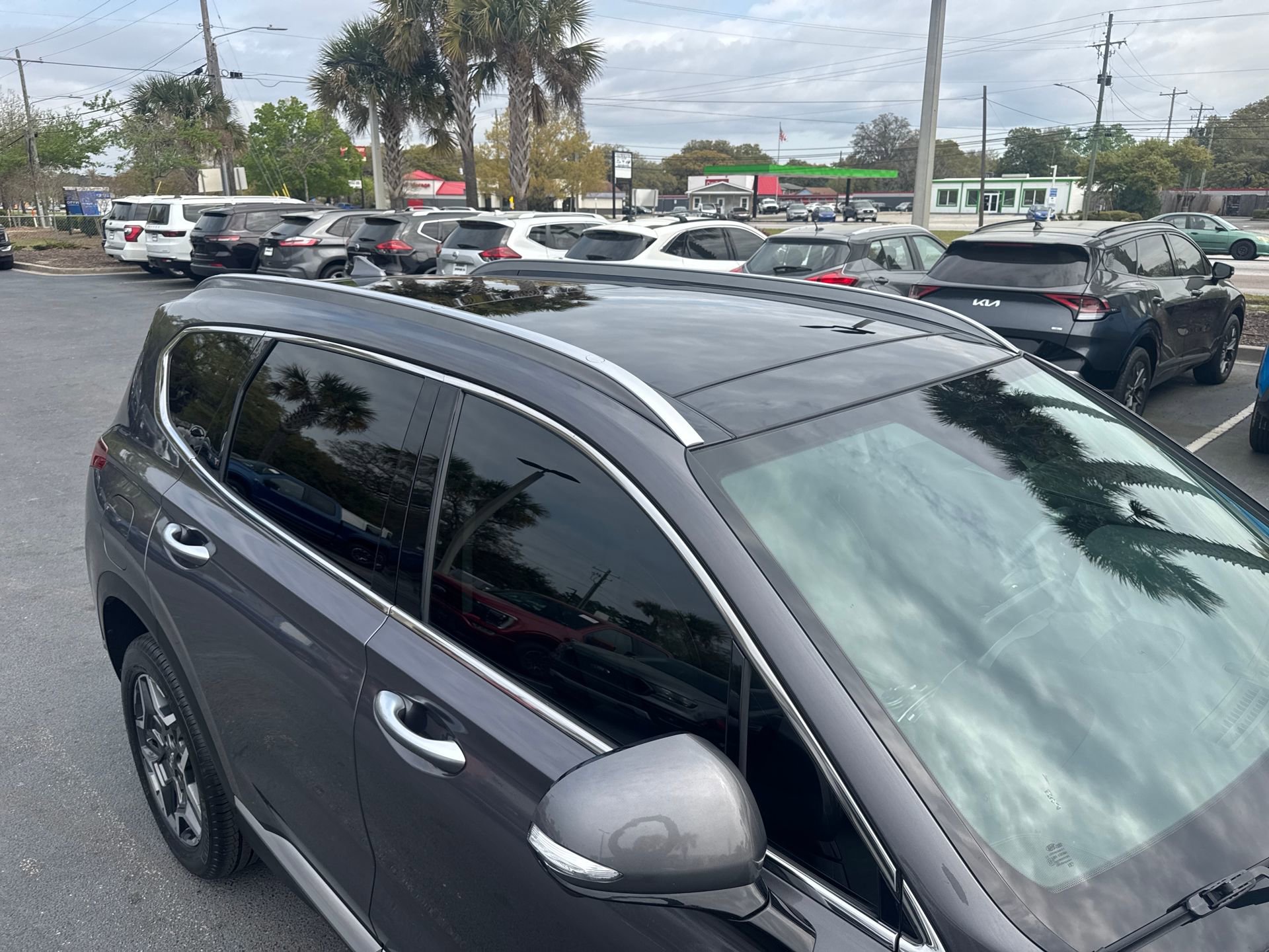 Used 2022 Hyundai Santa Fe Limited AWD/4WD image 9