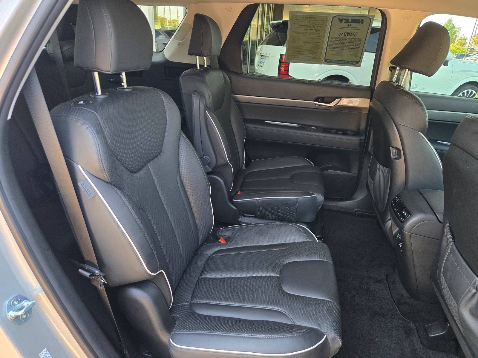Certified 2024 Hyundai Palisade SEL w/ Premium Package FWD image 29