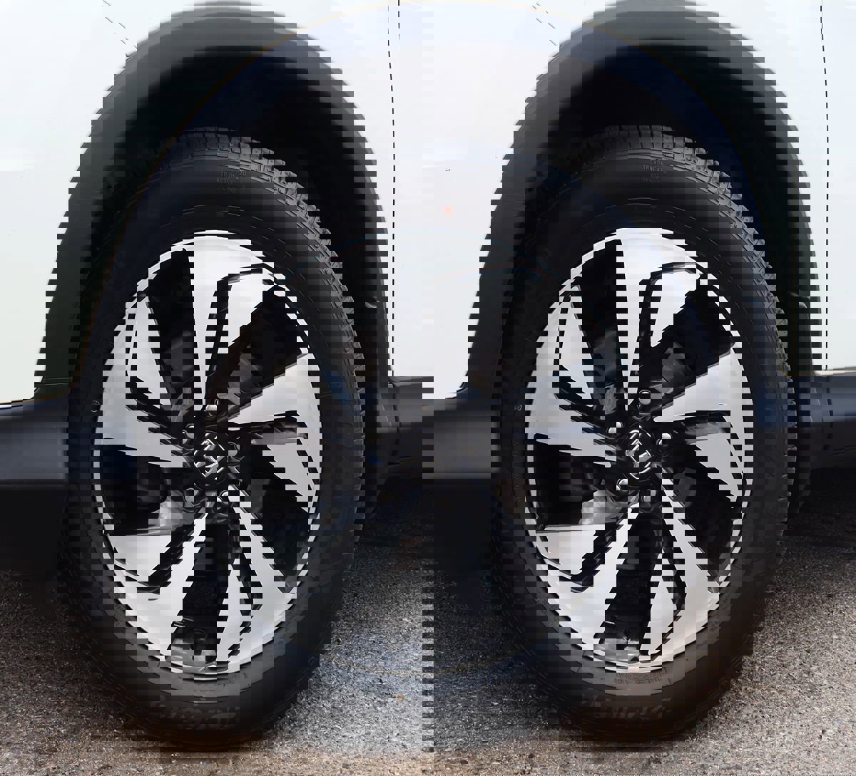 Used 2016 Honda CR-V Touring image 5