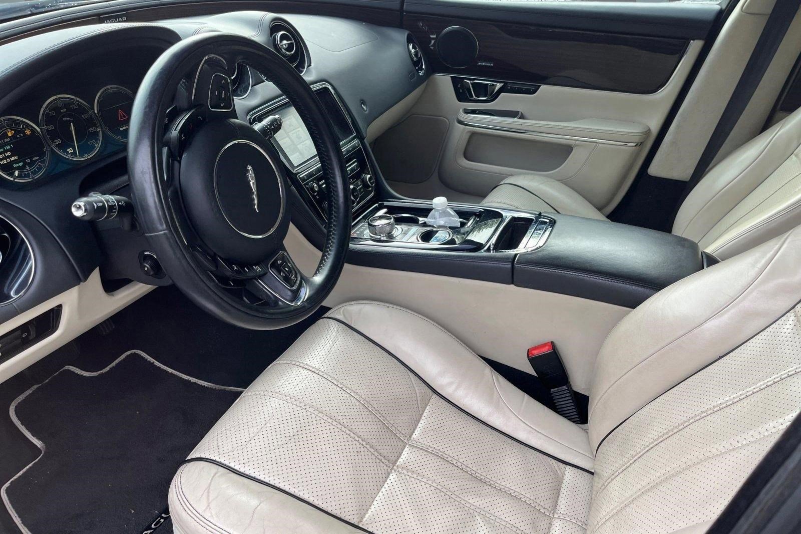 Used 2014 Jaguar XJ L Portfolio image 3