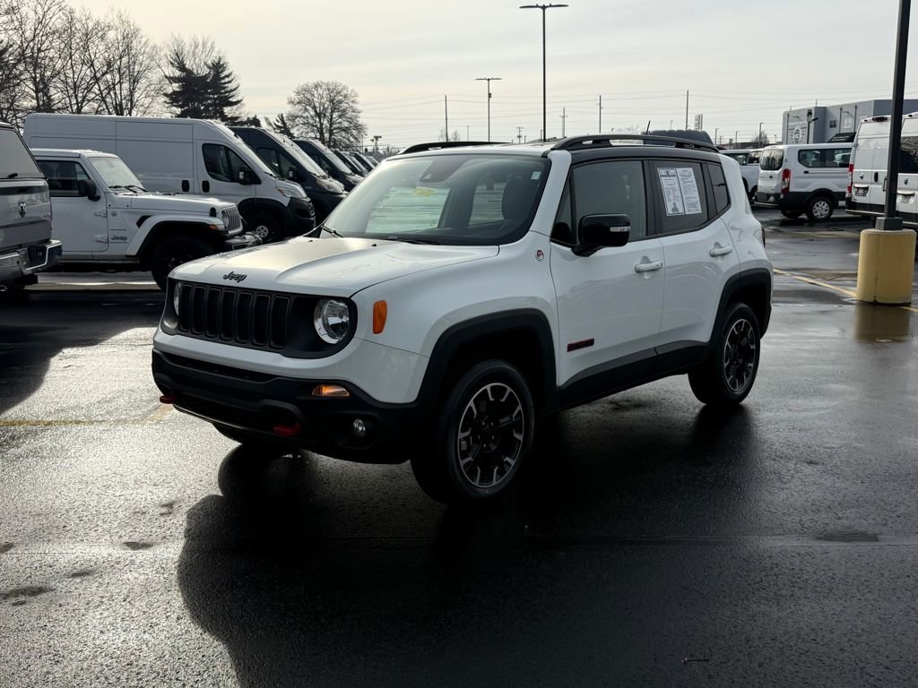 Used 2023 Jeep Renegade Trailhawk image 3