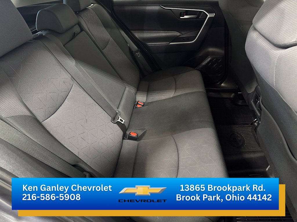 Used 2019 Toyota RAV4 XLE w/ Convenience Package AWD/4WD image 20