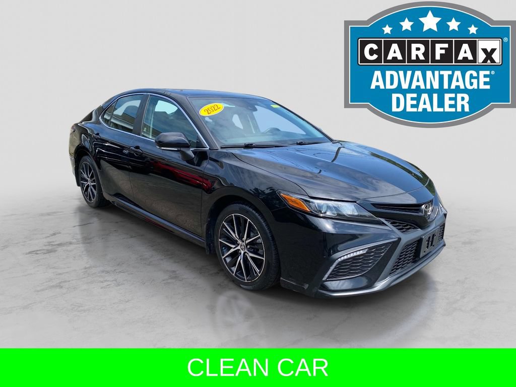 Used 2022 Toyota Camry SE FWD image 8