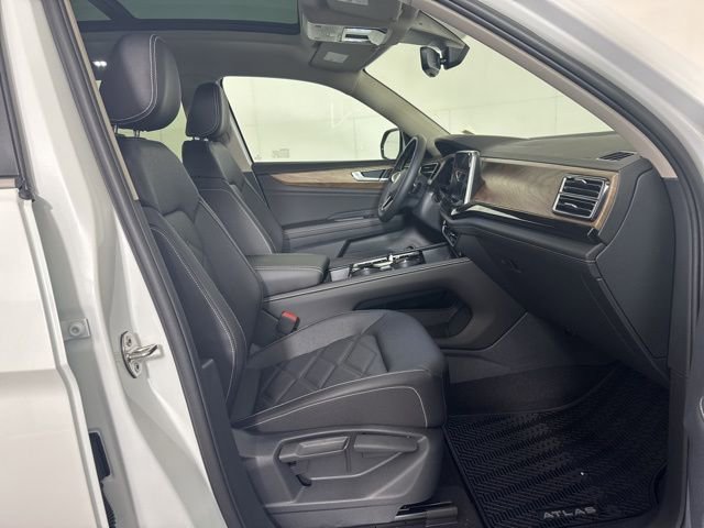 New 2026 Volkswagen Atlas SE image 4