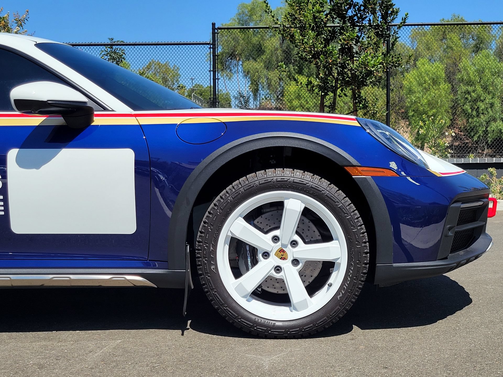 Certified 2024 Porsche 911 Dakar AWD/4WD image 11