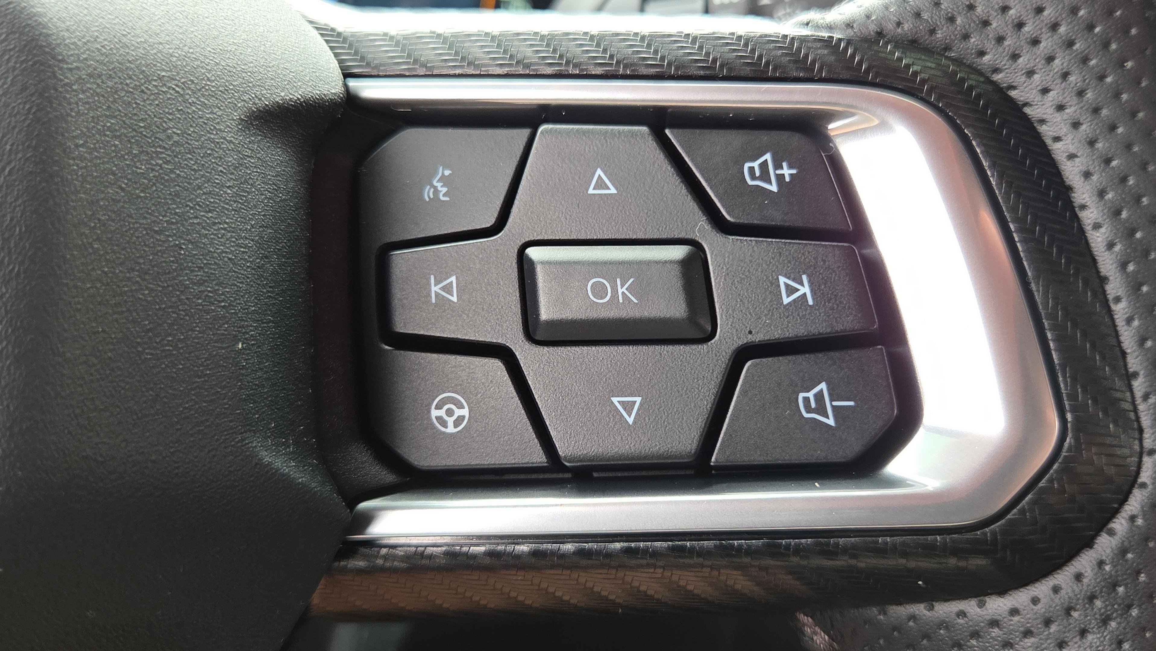 Used 2024 Ford Mustang GT Premium image 26