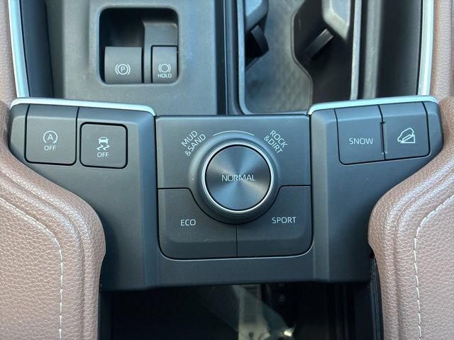 Used 2024 Toyota Grand Highlander AWD image 42