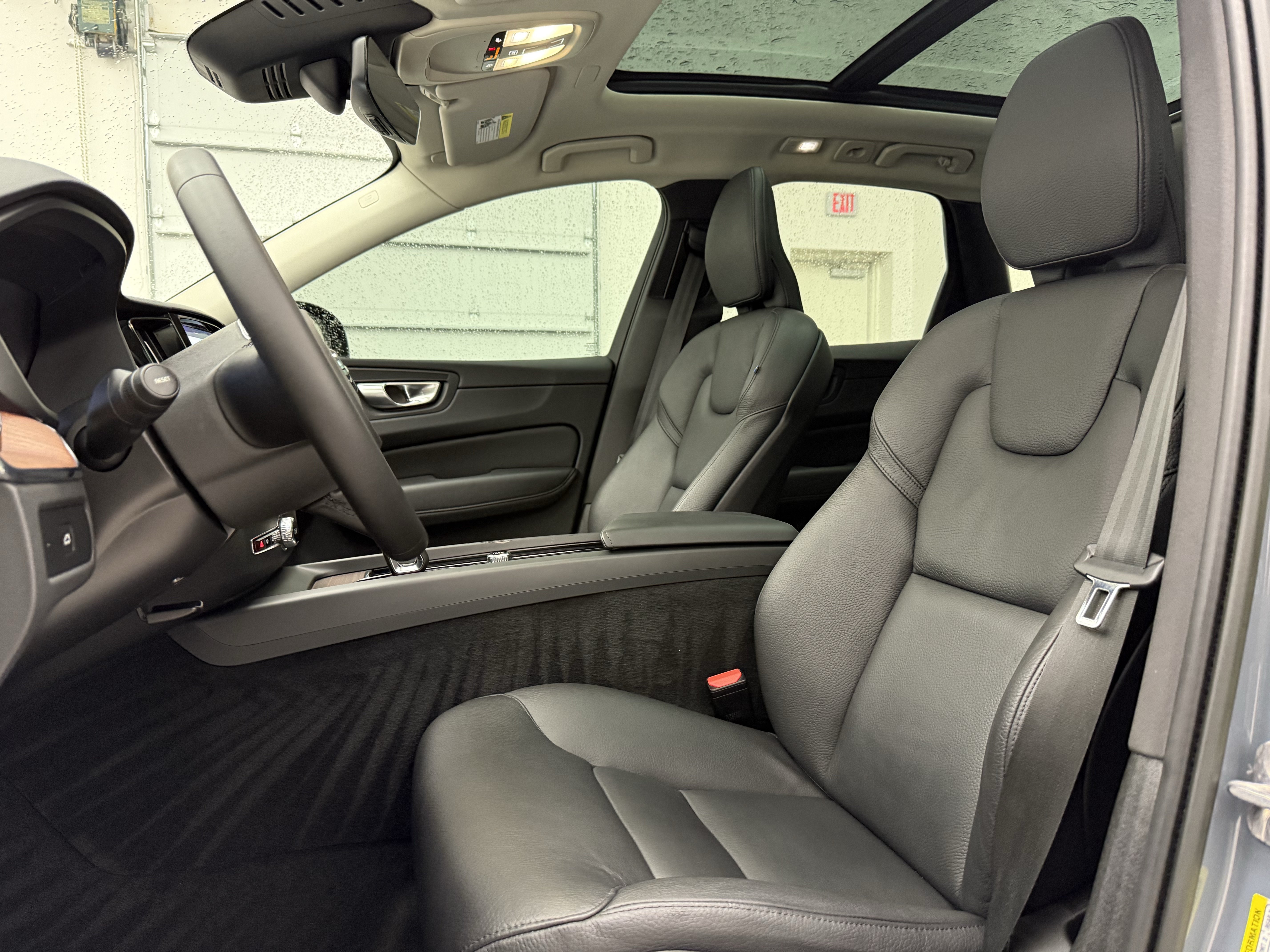 Certified 2023 Volvo XC60 B5 Plus w/ Climate Package FWD image 13