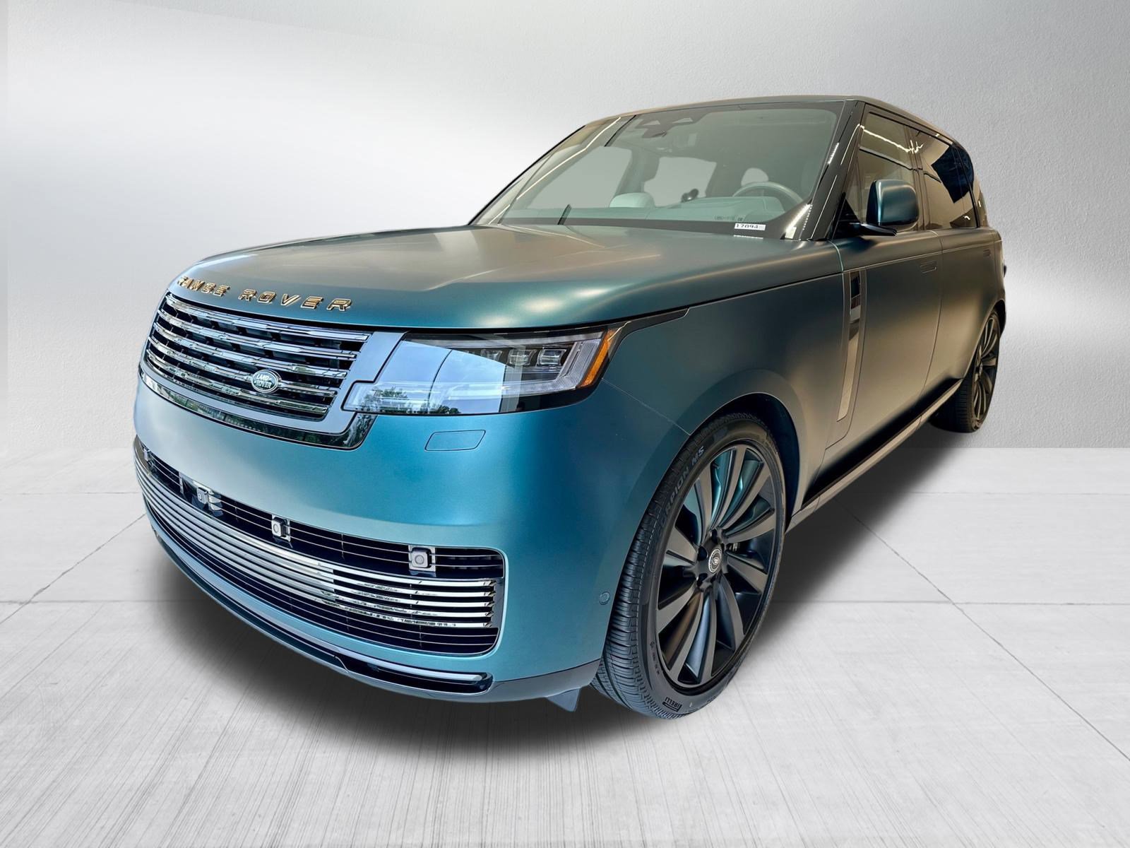 New 2025 Land Rover Range Rover SV