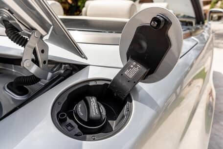 Used 2014 Rolls-Royce Phantom Drophead Coupe image 34