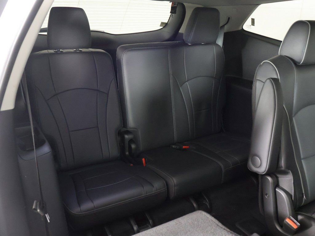 Used 2021 Buick Enclave Avenir w/ Avenir Technology Package image 40