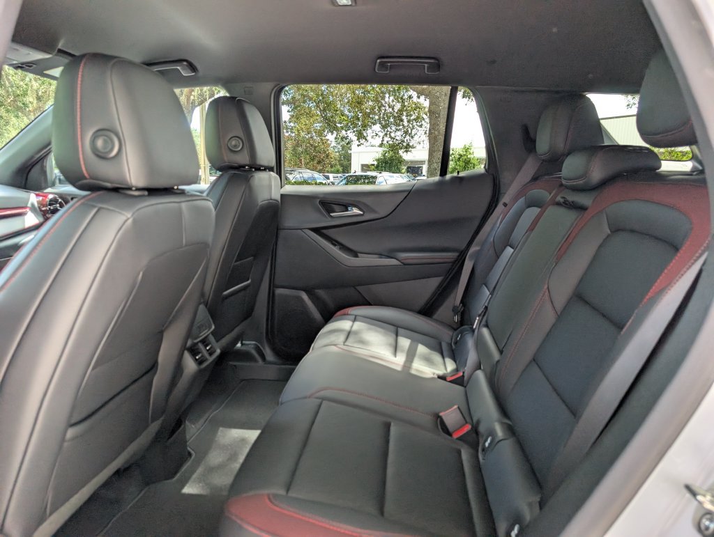 New 2027 Chevrolet Equinox RS FWD image 15