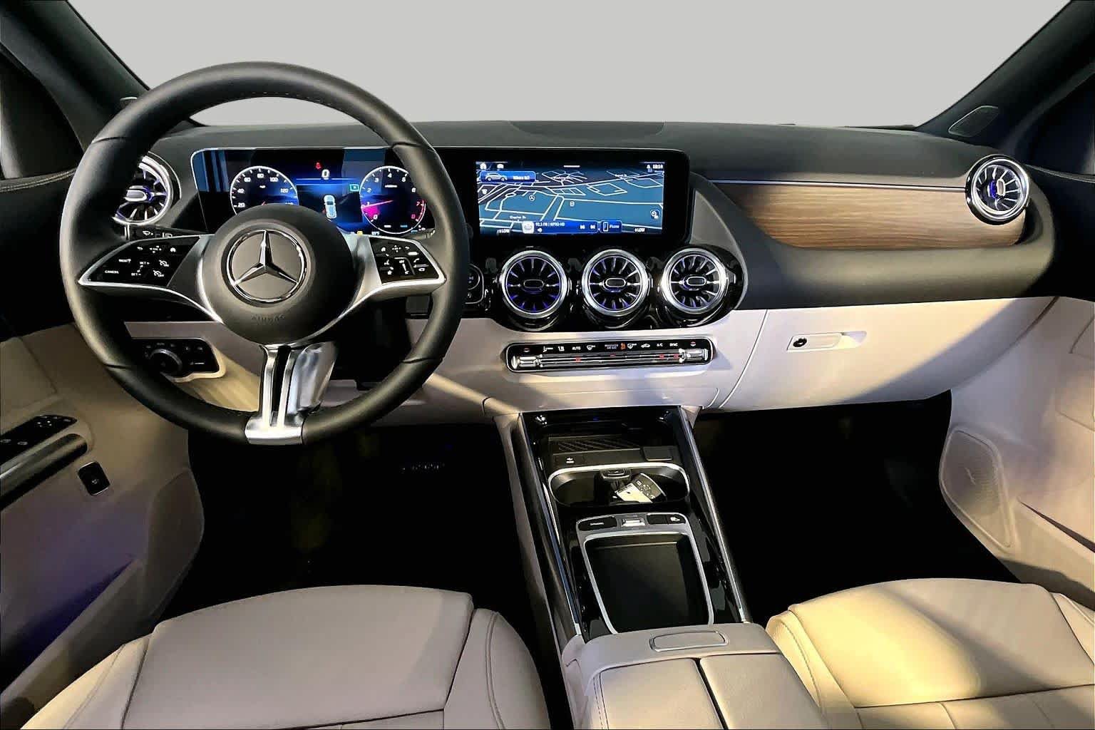 New 2026 Mercedes-Benz GLA 250 4MATIC image 7