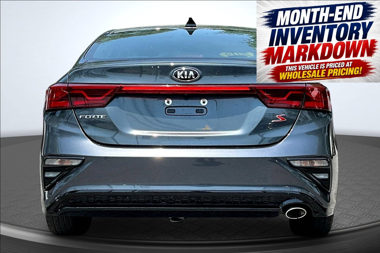 Used 2019 Kia Forte S FWD image 4