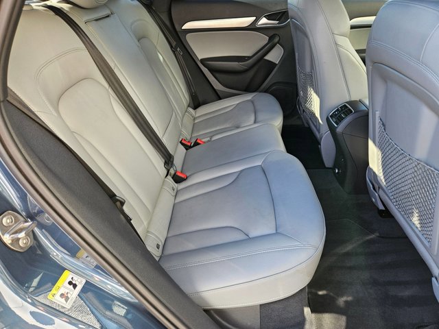 Used 2018 Audi Q3 2.0T Premium image 16