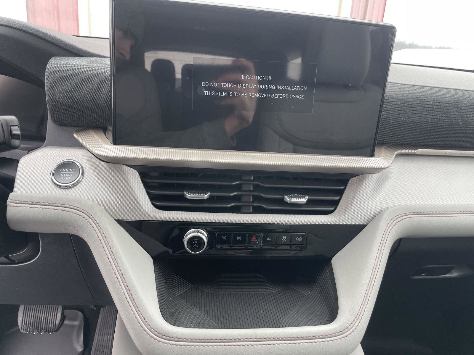 New 2026 Ford Explorer Active w/ Active Comfort Package image 16