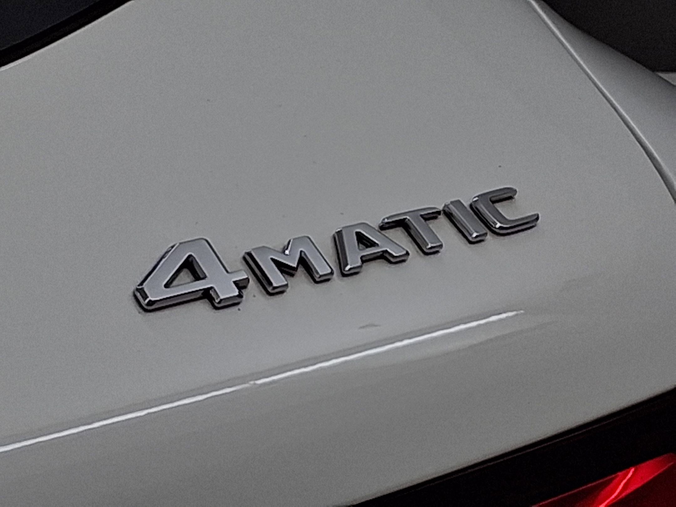 Used 2019 Mercedes-Benz GLC 350e 4MATIC image 22