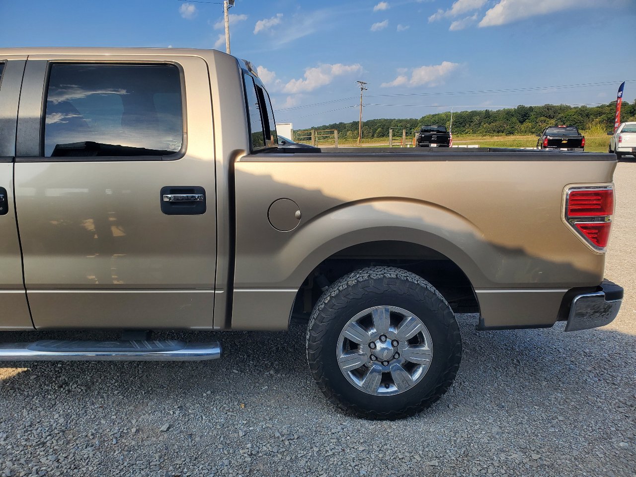 Used 2011 Ford F150 XLT w/ XLT Chrome Pkg image 5