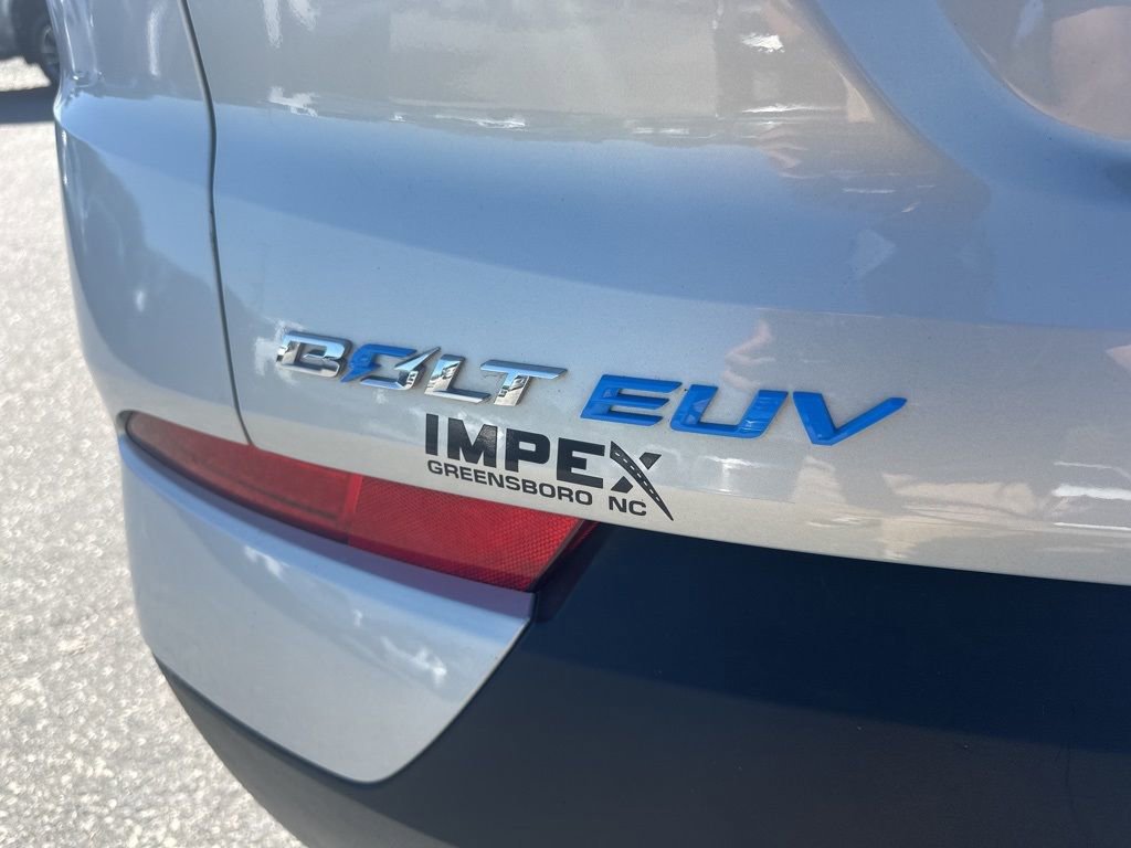 Used 2022 Chevrolet Bolt EUV LT image 26