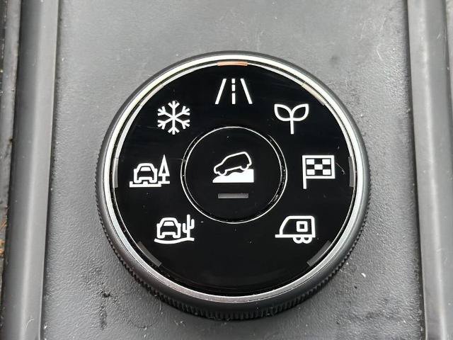Certified 2025 Nissan Pathfinder S AWD/4WD image 9