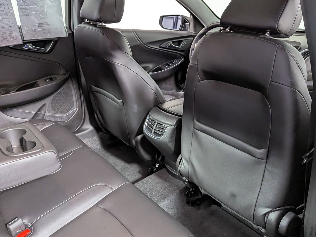 Used 2020 Chevrolet Malibu LT w/ Leather Package FWD image 36